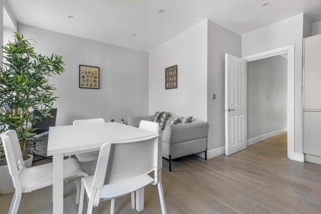 Brilliant 2 Bed Apartment - Spacious, Central & Well-Connected לונדון מראה חיצוני תמונה