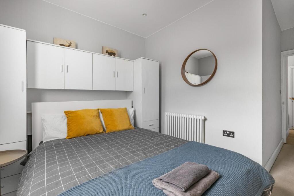 Brilliant 2 Bed Apartment - Spacious, Central & Well-Connected לונדון מראה חיצוני תמונה